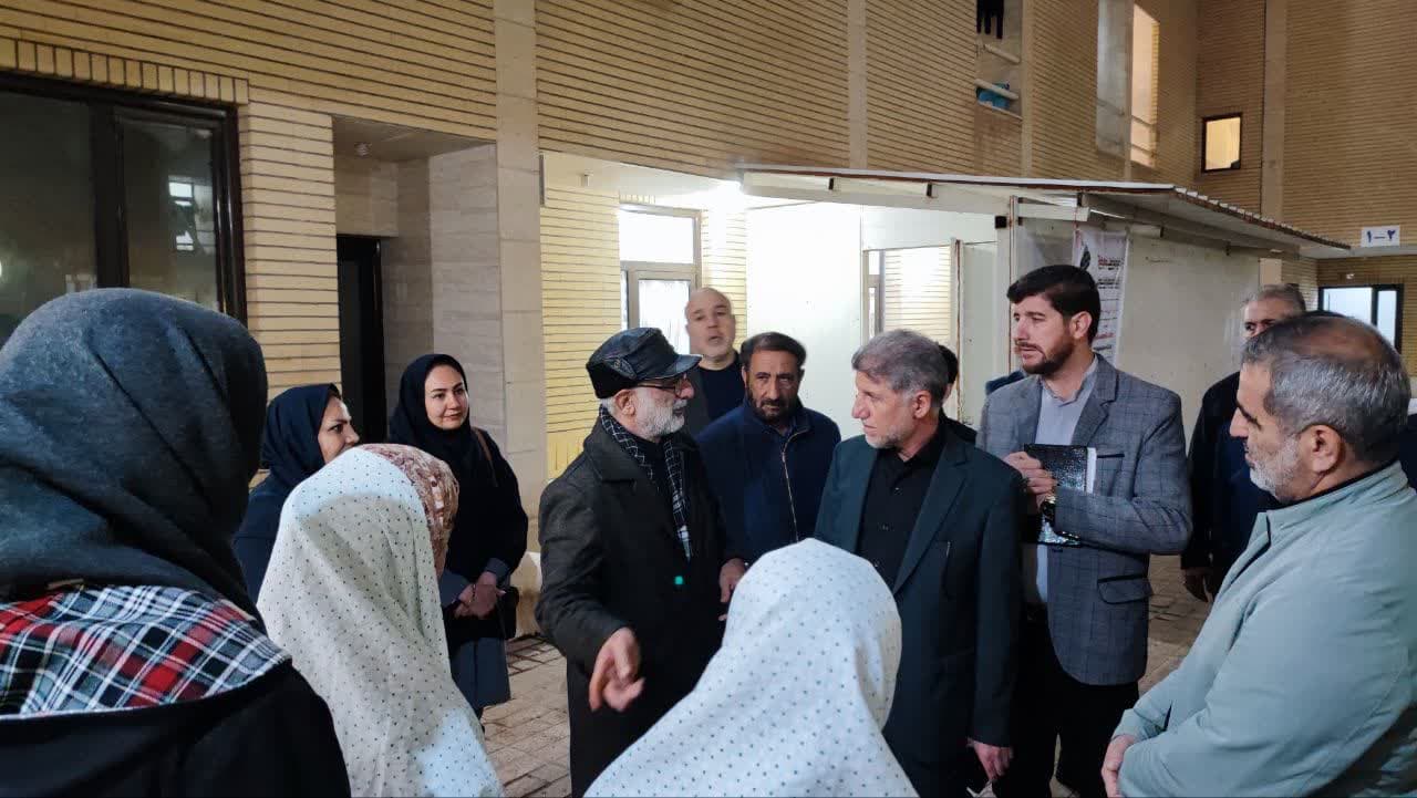 بازدید هیأت رئیسه دانشگاه و مسئولان پردیس کشاورزی از خوابگاه‌های شهید مطهری و حضرت زینب(س)